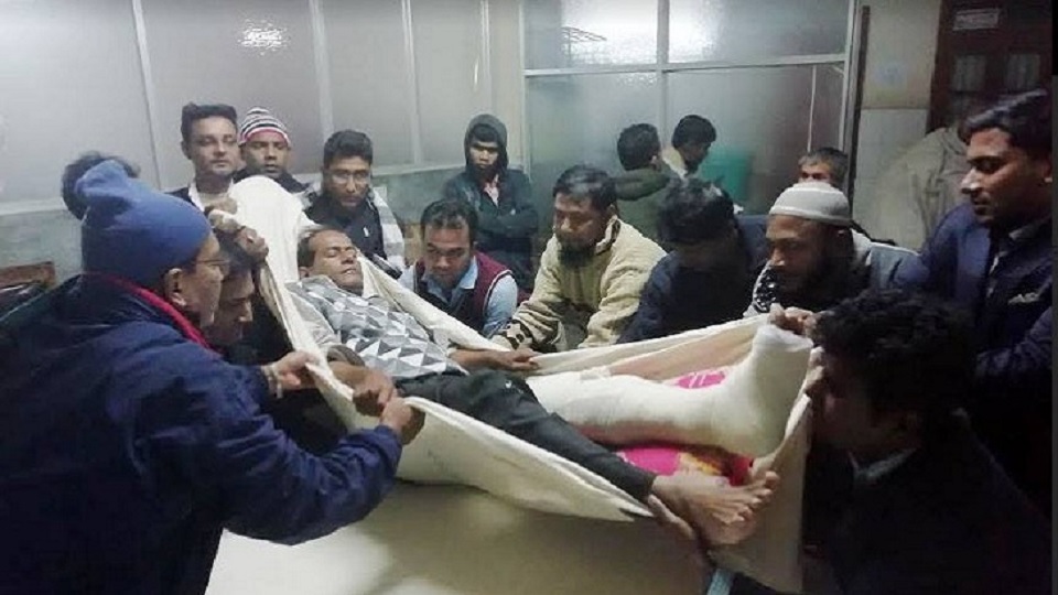 বরিশালে ঐক্যফ্রন্টের প্রার্থীর ওপর হামলার অভিযোগ