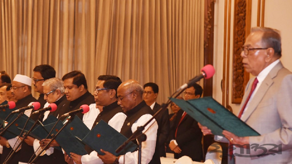 মন্ত্রীদের বেতন কত?