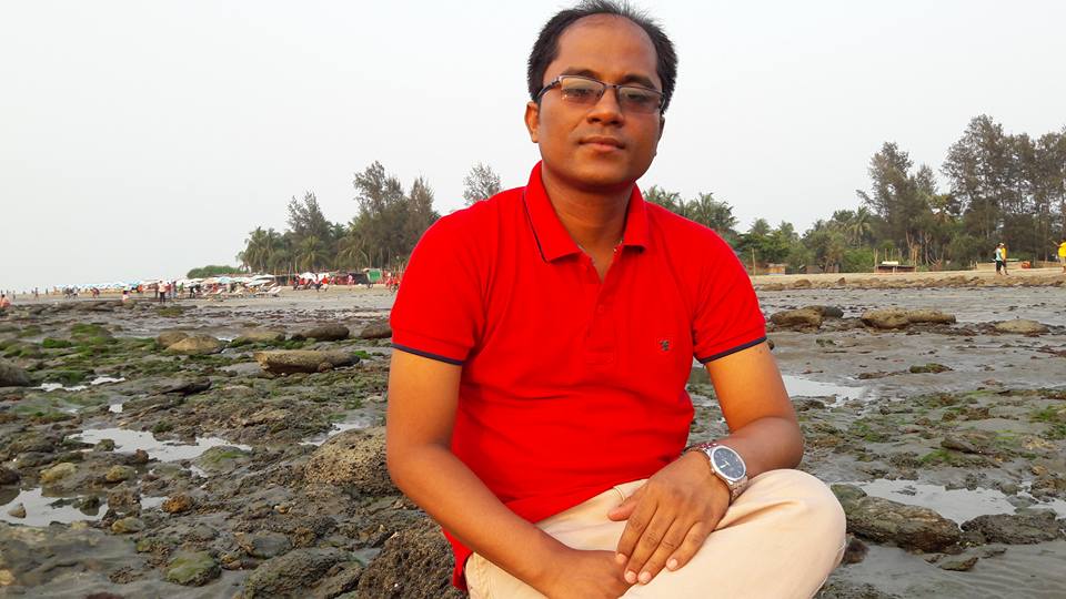 খাস কামরায় নারীর শ্লীলতাহানির অভিযোগ, ম্যাজিস্ট্রেট কনক বড়ুয়াকে ছুটি