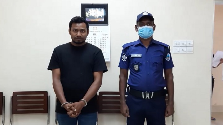 ফেসবুকে লকডাউন বিরোধী পোস্ট করায় যুবক গ্রেফতার