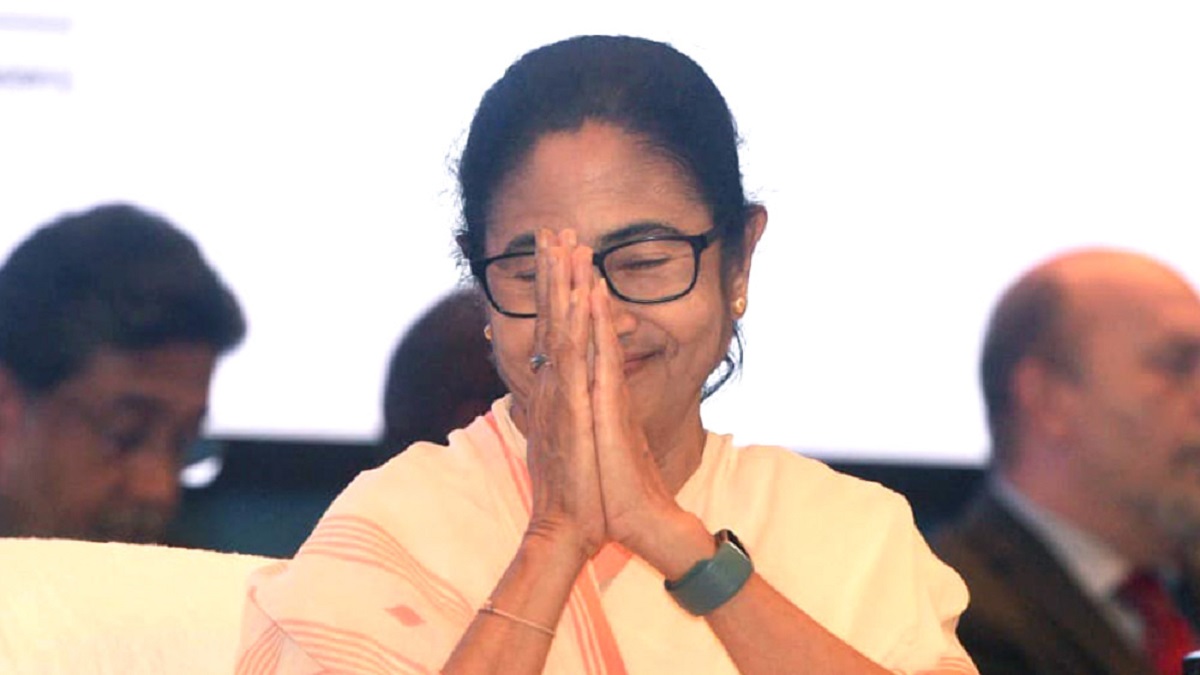 'এপাং ওপাং ঝপাং' ও মমতা ব্যানার্জির আরও দুটি কবিতা