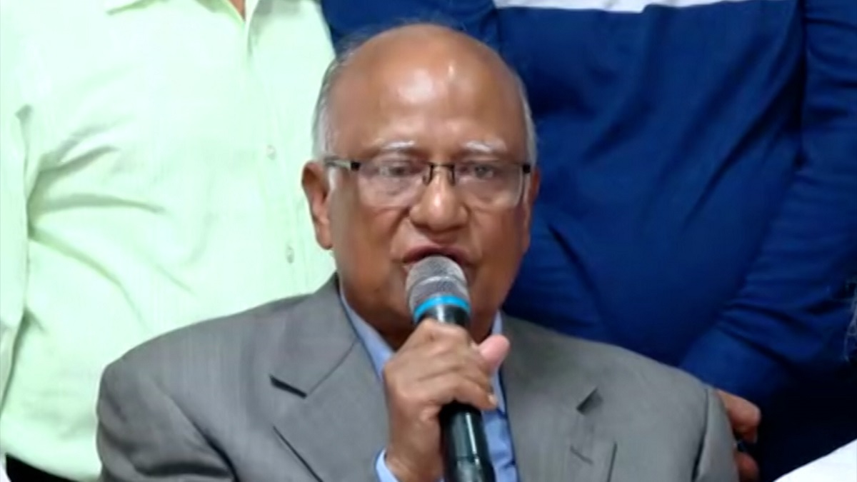 সরকার গায়ের জোরে ক্ষমতায় টিকে আছে: ড. মোশাররফ