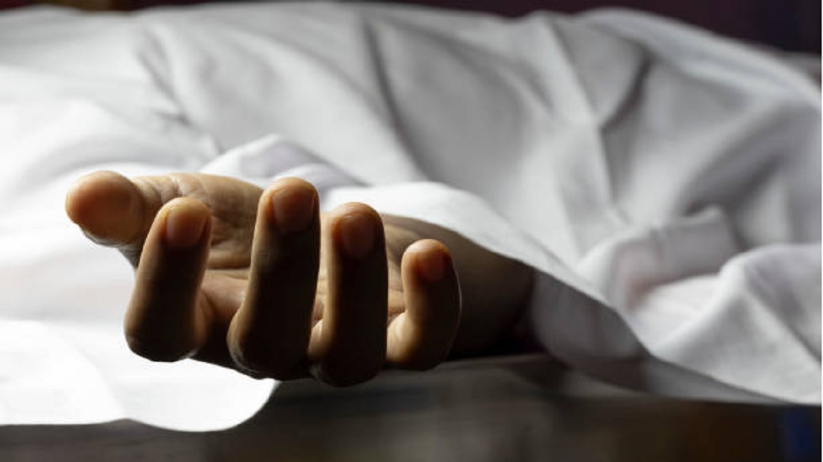 মায়ের মৃত্যু সংবাদ শুনে মেয়ের মৃত্যু