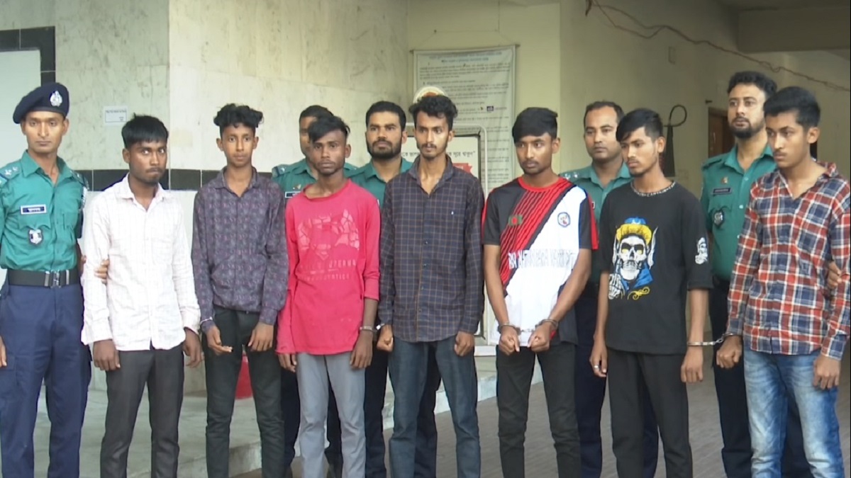 অস্ত্র উঁচিয়ে নৃত্য করা কিশোর গ্যাংয়ের ৭ সদস্য গ্রেফতার