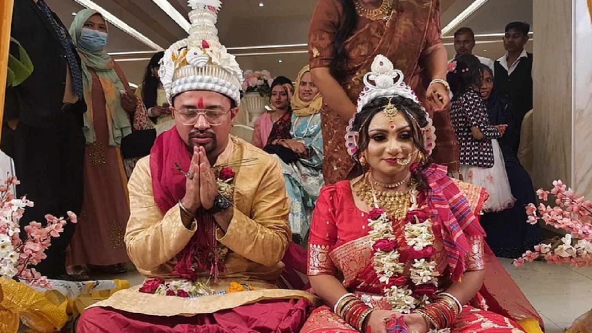 বিয়ে করলেন 'সারেগামাপা' খ্যাত বাংলাদেশের 'শিসকন্যা'