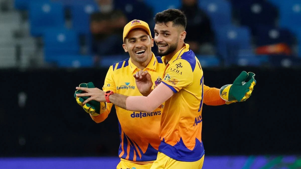 ২০ মাসের নিষেধাজ্ঞায় নাভিন উল-হক