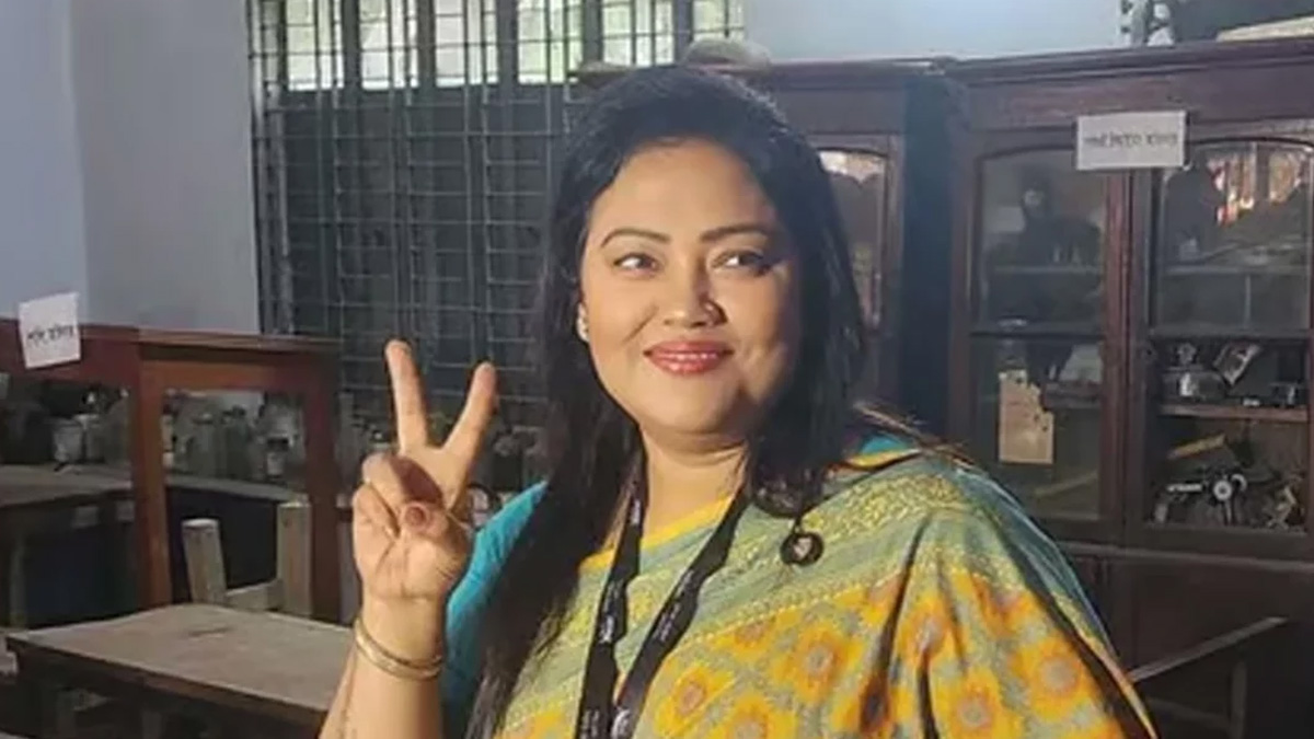 স্বতন্ত্র প্রার্থীর কাছে ধরাশায়ী মমতাজ 