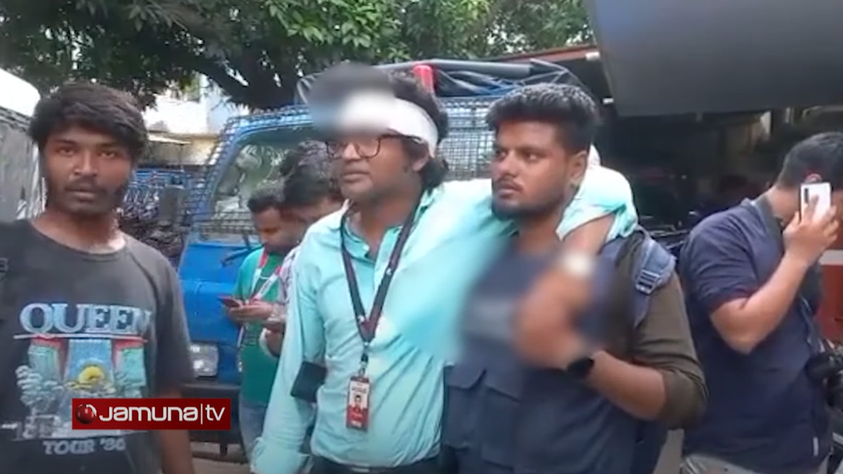 বগুড়ায় যমুনা টেলিভিশনের রিপোর্টারসহ ৫ সাংবাদিকের ওপর হামলা