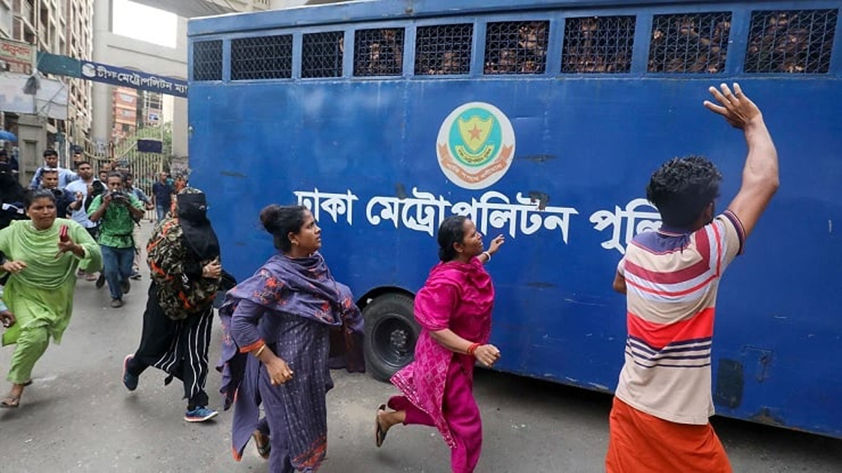 সহিংসতার ঘটনায় দেশে ১২ দিনে গ্রেফতার ৯ হাজার ৬৫৩ জন