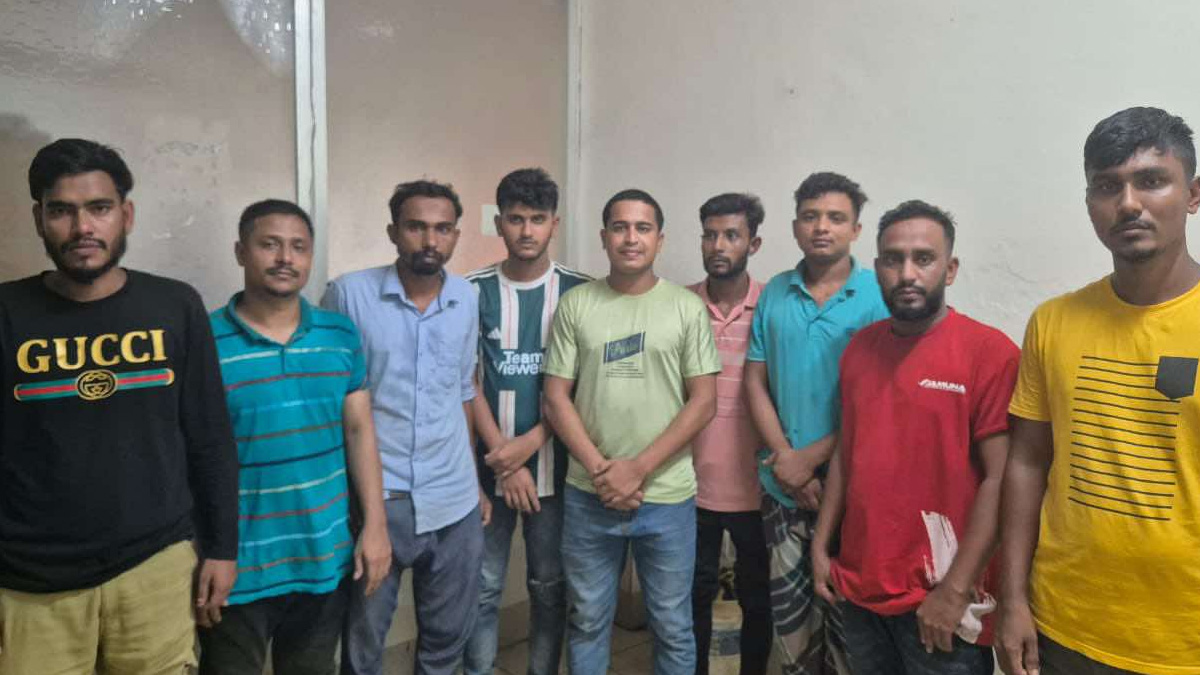 সিলেটে সমন্বয়ক পরিচয়ে চাঁদাবাজির চেষ্টা, আটক ৯