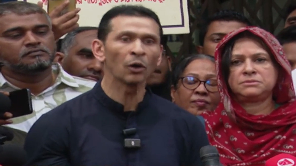 ৩ দফা দাবিতে যমুনার উদ্দেশ্যে সোহেল তাজের পদযাত্রা
