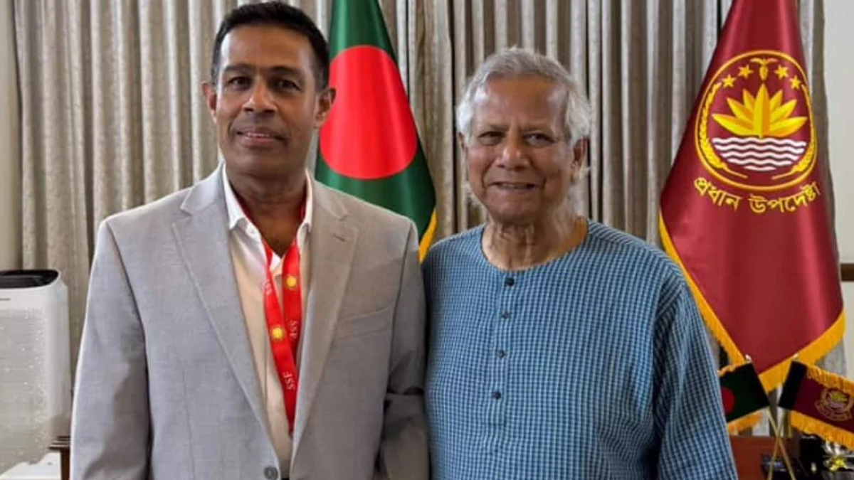 প্রধান উপদেষ্টার বিশেষ সহকারী হলেন সাংবাদিক মনির হায়দার