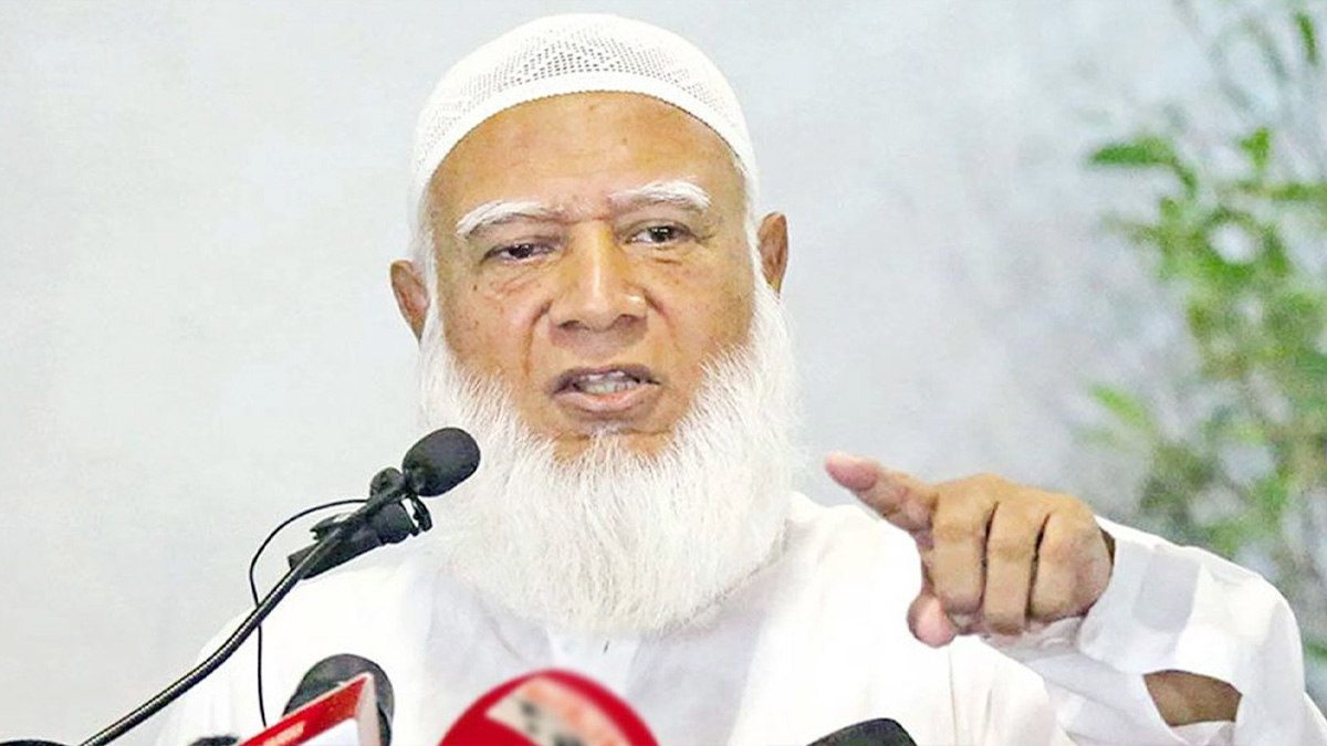 'রাজনৈতিক দলগুলোর সাথে আলোচনা করে আ. লীগকে নিষিদ্ধ করলে ভালো হতো'