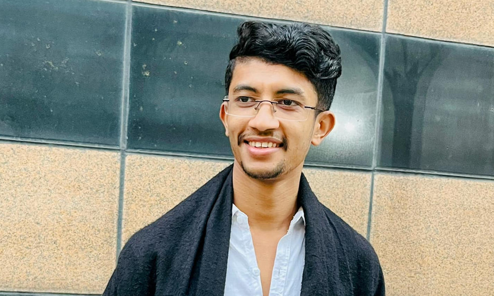 সমন্বয়ক পরিচয়ে গুলশানে চাঁদাবাজি: রিয়াদের বাসা থেকে ২ কোটি ২৫ লাখ টাকার চেক উদ্ধার