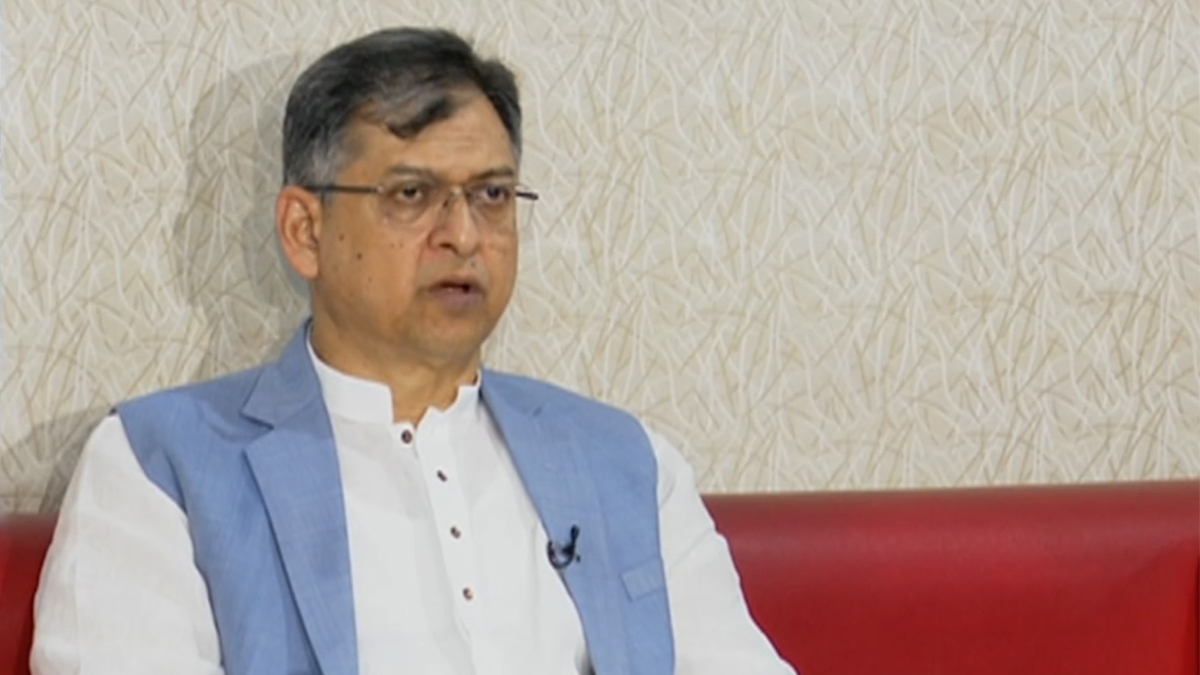 দক্ষিণ বা উত্তরপন্থী নয়, বিএনপি মধ্যপন্থী দল: সালাহউদ্দিন আহমদ
