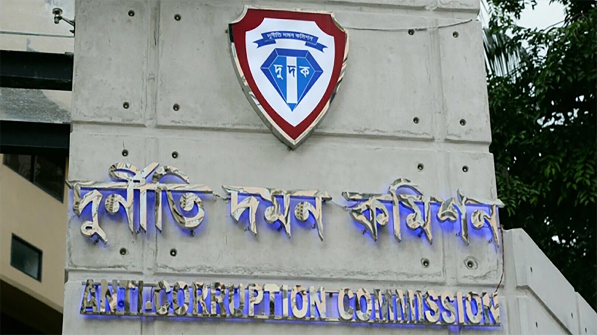 এনবিআরের ১৭ কর্মকর্তার সম্পদের হিসাব চেয়েছে দুদক