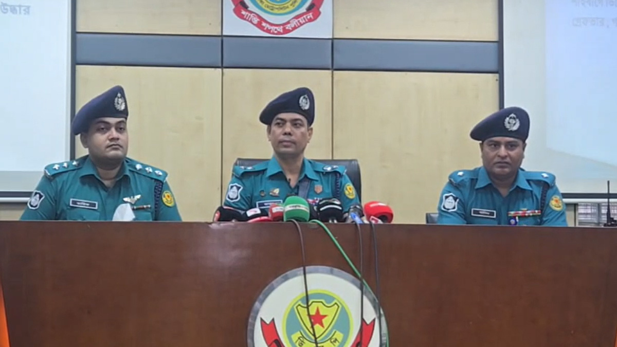 'আইনশৃঙ্খলা বাহিনীর সাবেক অনেক সদস্যই ডাকাতির সঙ্গে জড়িত'