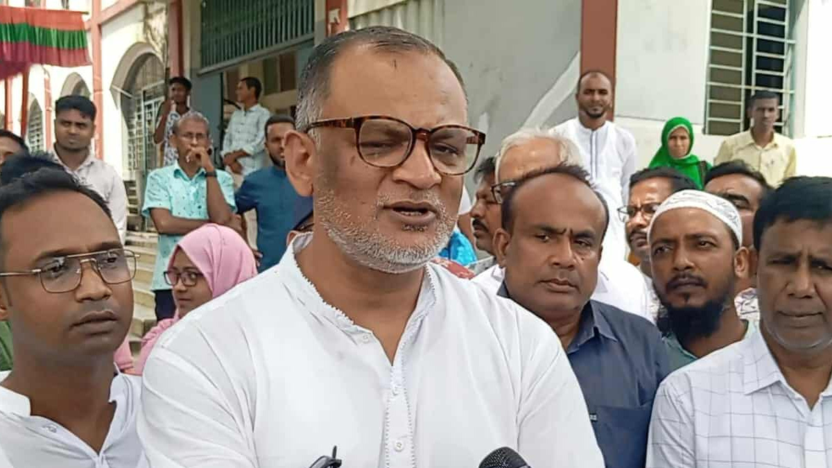 এক মাসের মধ্যে বাড়বে আলুর দাম: বাণিজ্য উপদেষ্টা