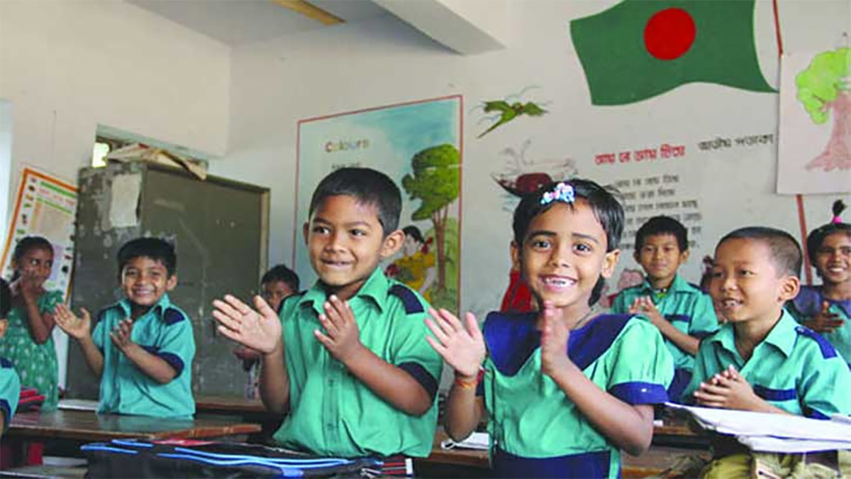 প্রাথমিকে বাধ্যতামূলক ধর্মীয় শিক্ষক নিয়োগের দাবিতে বিক্ষোভ
