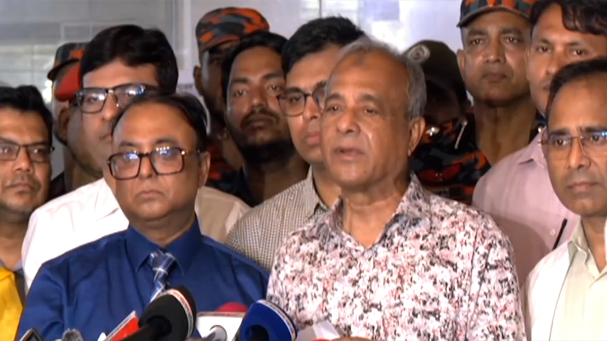 গাজীপুরে আগুনে দগ্ধদের সর্বোচ্চ চিকিৎসা দেয়া হচ্ছে: স্বরাষ্ট্র উপদেষ্টা