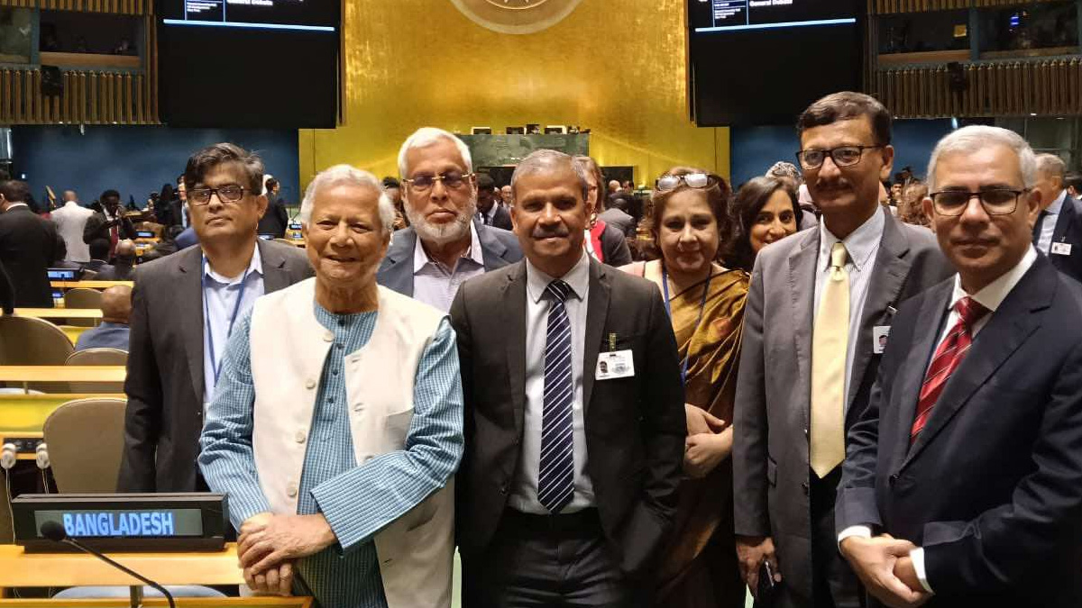 জাতিসংঘ সাধারণ পরিষদের উদ্বোধনী অধিবেশনে যোগ দিয়েছেন প্রধান উপদেষ্টা