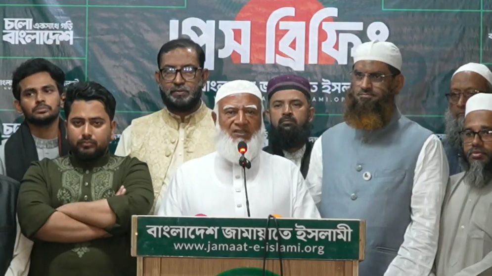ভোট চুরি হতে পারে, ফলাফল না নিয়ে ফিরবেন না: জামায়াত আমির