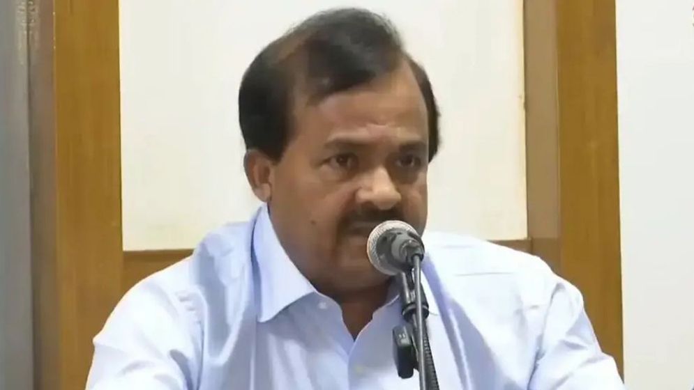 প্রধানমন্ত্রীর বিশেষ সহকারী হলেন সাবেক সচিব বিজন কান্তি সরকার