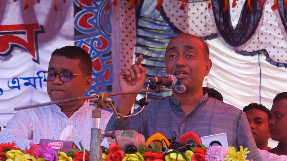 জুলাই সনদ বাস্তবায়নের সাথে গণভোটের কোন সম্পর্ক নেই, জুলাই সনদ বাস্তবায়ন করা হবে সংবিধান সংশোধনের মাধ্যমে : আইনমন্ত্রী