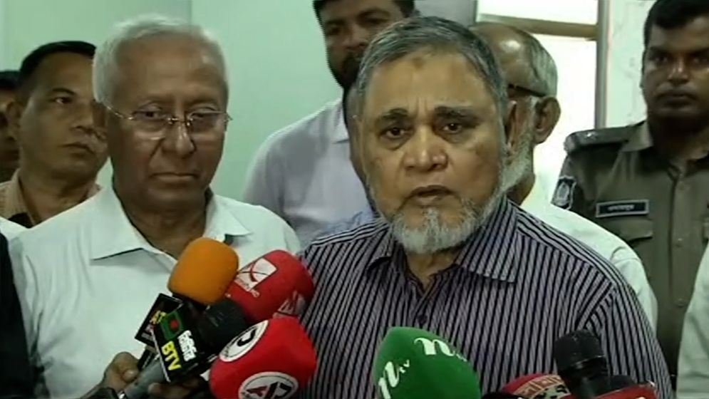 শেরপুর উপনির্বাচনে ভোটাররা শান্তিপূর্ণভাবে ভোট দিচ্ছে: সিইসি