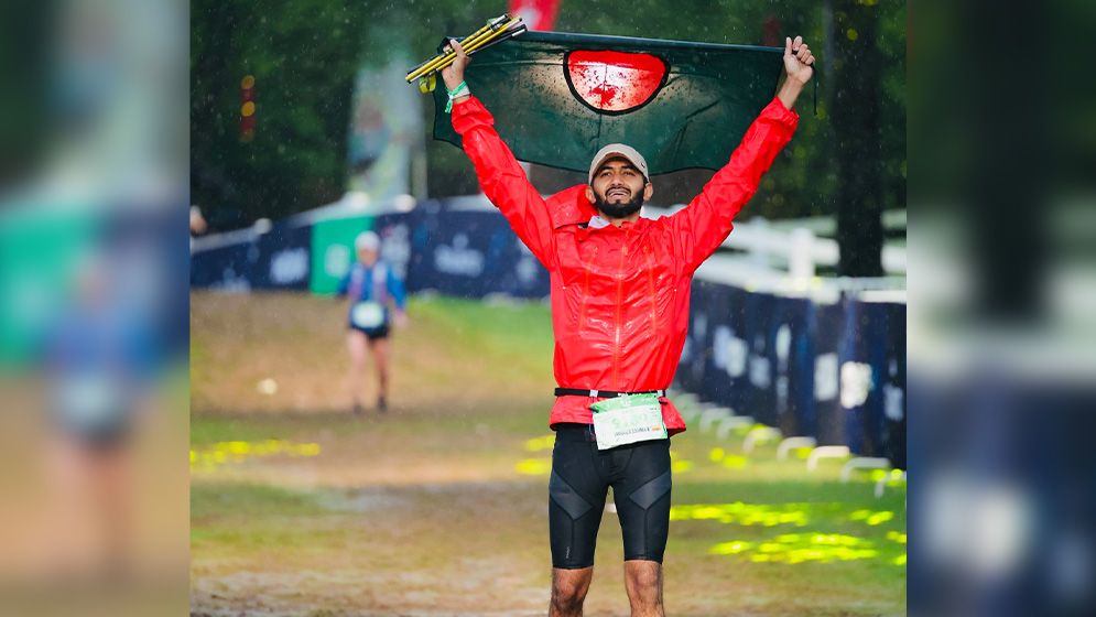 চীনে ১০০ কিমি আল্ট্রা ট্রেইল ম্যারাথন জয় করলেন বাংলাদেশি ইমামুর