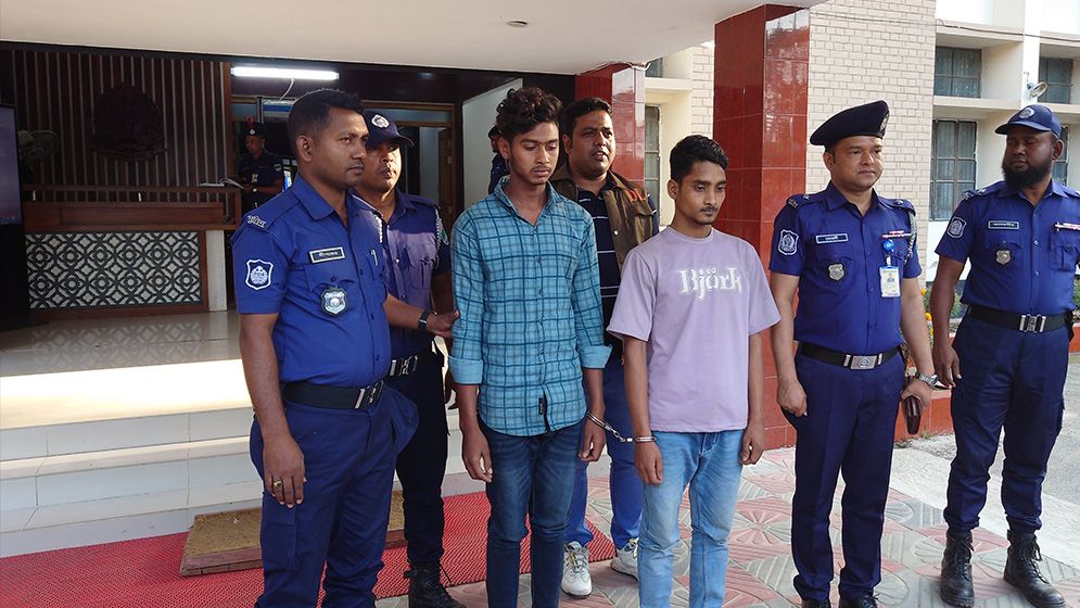 ঝিনাইদহে ধর্ষণের মামলায় ৫ আসামি গ্রেফতার