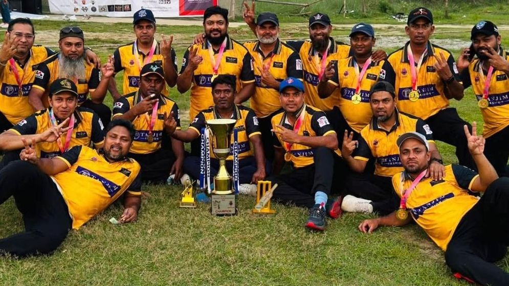 ৯৮'স্পোর্টিং ক্লাব ও মিরপুর-৯৮ এর যৌথ আয়োজনে ক্রিকেট টুর্নামেন্ট অনুষ্ঠিত