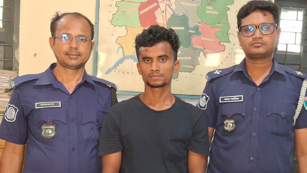 কালীগঞ্জে ৪০ পিস ইয়াবাসহ এক যুবক গ্রেফতার