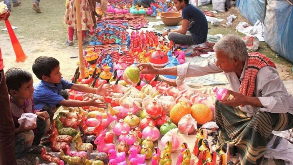 আজ চৈত্র সংক্রান্তি, বাংলা ১৪৩২ সনের শেষ দিন