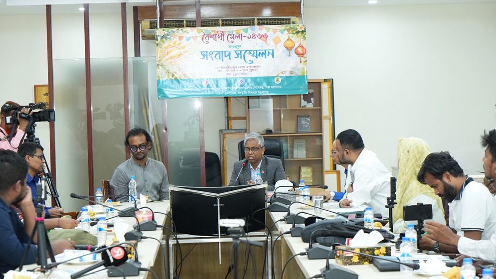 বিসিক ও বাংলা একাডেমির যৌথ উদ্যোগে বৈশাখী মেলা শুরু মঙ্গলবার