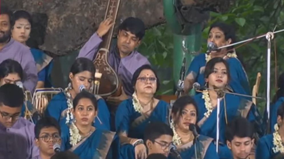 রমনার বটমূলে ছায়ানটের বর্ষবরণ অনুষ্ঠান শুরু