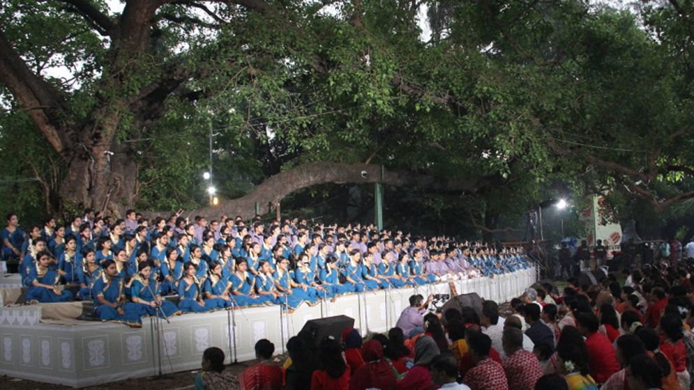 বিশ্বশান্তি কামনা, নির্ভয় সমাজের প্রত্যাশা ছায়ানটের বর্ষবরণে