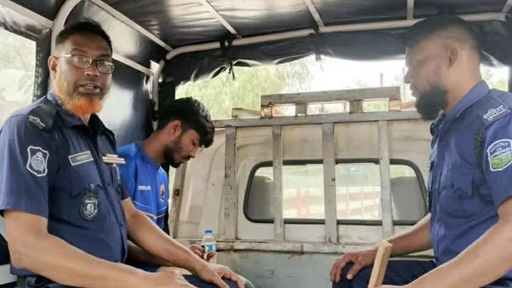 জামালপুরে অবৈধভাবে ডিজেল মজুত, যুবকের ৭ দিনের কারাদণ্ড