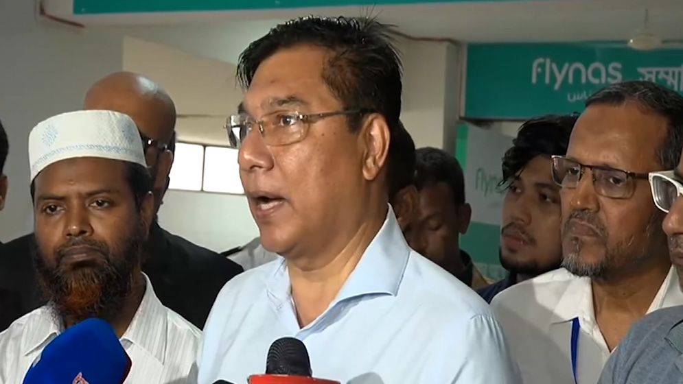 আগামীতে হজ ব্যবস্থাপনা আরও ঢেলে সাজানো হবে: বিমান প্রতিমন্ত্রী