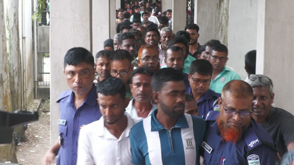জামালপুরে গৃহবধূকে সংঘবদ্ধ ধর্ষণের ঘটনায় তিন জনের মৃত্যুদণ্ড