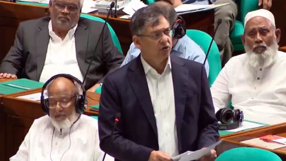 ৩০ এপ্রিলের পর সারাদেশে জুয়া ও মাদকের বিরুদ্ধে অভিযান: স্বরাষ্ট্রমন্ত্রী