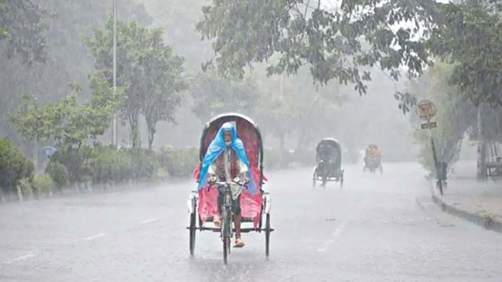 আগামী ৪৮ ঘণ্টায় ভারী বৃষ্টিপাত, ভূমিধস ও কালবৈশাখী ঝড়ের সতর্কতা
