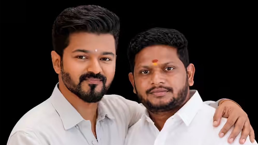 শুধু থালাপতি না, নির্বাচনে জিতেছেন তার গাড়িচালকের ছেলেও