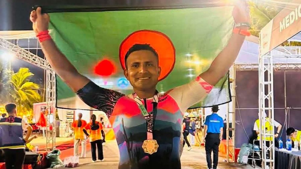 ভিয়েতনামে পূর্ণ দূরত্বের আয়রনম্যান সম্পন্ন করলেন বাংলাদেশের সাজেদুর রহমান