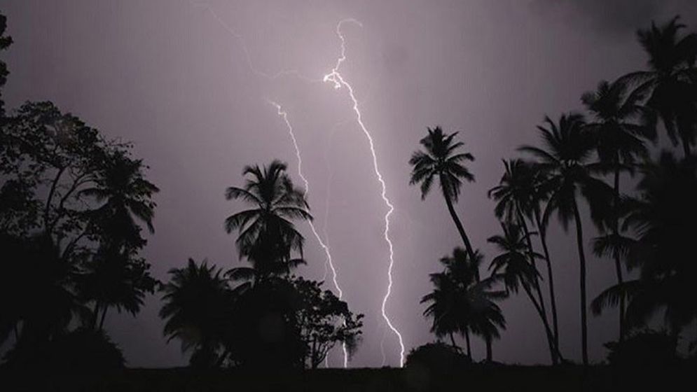 ২৩ জেলায় ঝোড়ো হাওয়াসহ বজ্রবৃষ্টির আভাস