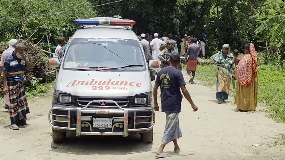 দেশের পাঁচ জেলায় সড়ক দুর্ঘটনায় ৯ জনের মৃত্যু