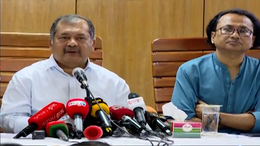 আওয়ামী লীগ সরকারের চুরি ও পাচারের কারণেই বিদ্যুৎ ও জ্বালানি নিয়ে চাপে জনগণ: তথ্যমন্ত্রী