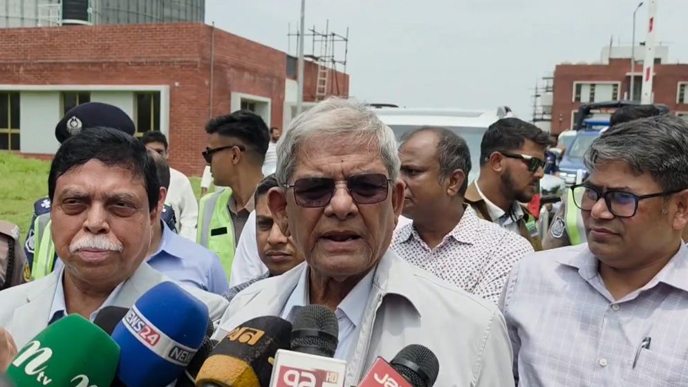 নারায়ণগঞ্জের গন্ধর্বপুর পানি শোধনাগার পরিদর্শনে মির্জা ফখরুল