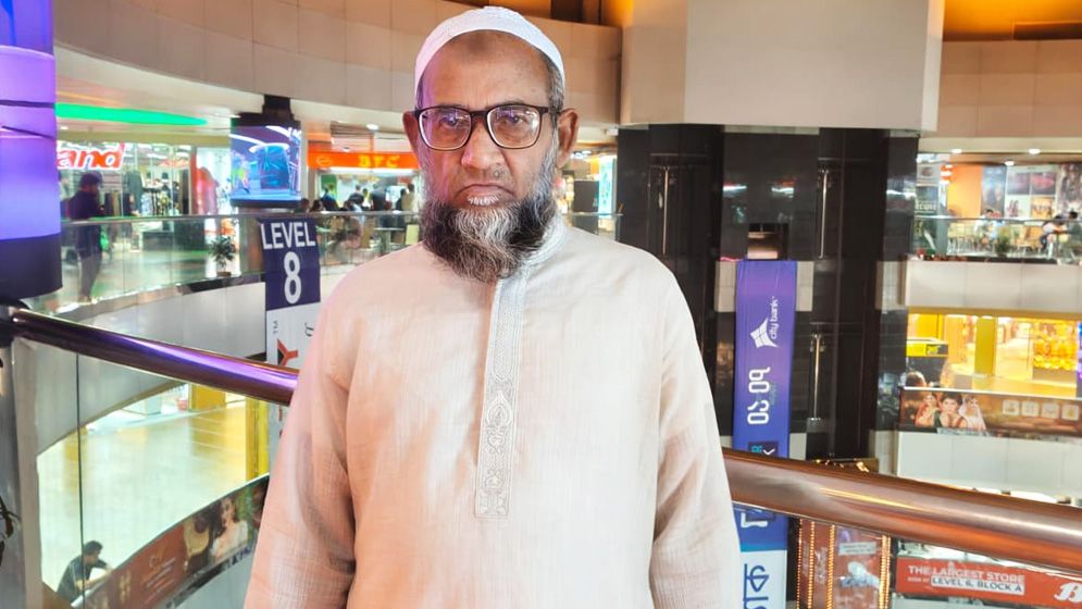 নিখোঁজ বাবার সন্ধানে জবি শিক্ষার্থী তৈমুর মবিন