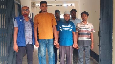 ঝিনাইদহে ৫টি চোরাই মোটরসাইকেল উদ্ধার, আটক ৩